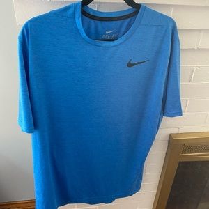 Sz XL Nike T-shirt